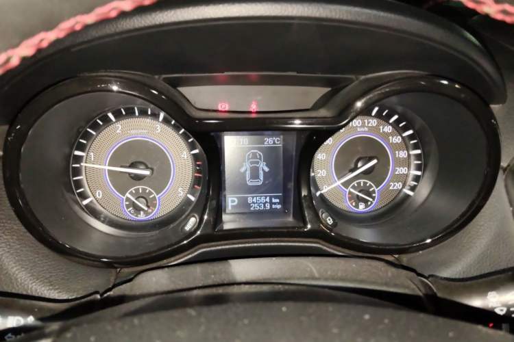 Used JMC Yusheng S350 2013 2.4T Automatic 2WD Diesel Luxury 7-Seater Instrument Cluster