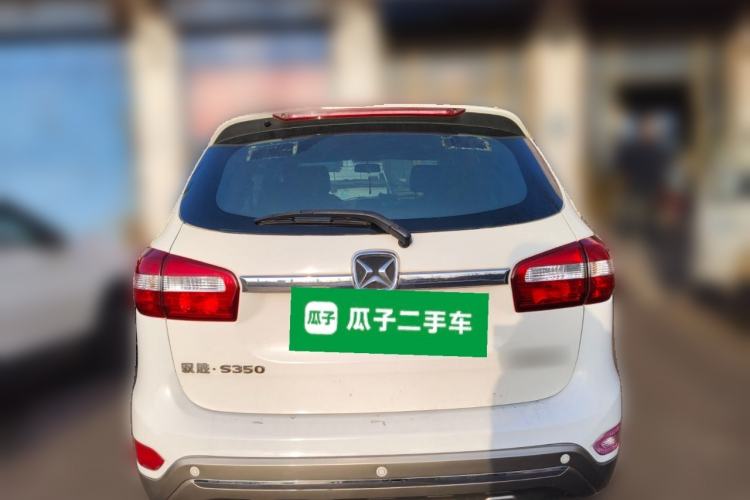 Used JMC Yusheng S350 2013 2.4T Automatic 2WD Diesel Luxury Edition 5 Seats Rear