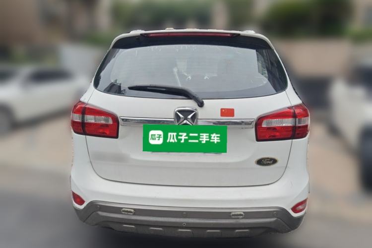 Used JMC Yusheng S350 2013 2.4T Automatic 2WD Diesel Luxury Edition 5 Seats Rear