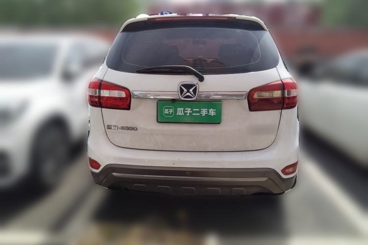 Used JMC Yusheng S350 2013 2.4T Manual Two-Wheel Drive Diesel Luxury Edition 5 Seats Rear