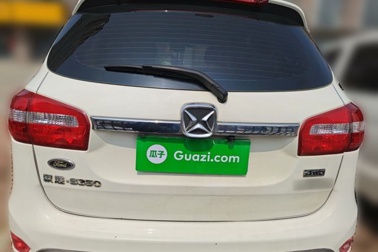 Used JMC Yusheng S350 2013 2.4T Automatic 4x4 Diesel Luxury 5-Seater Rear