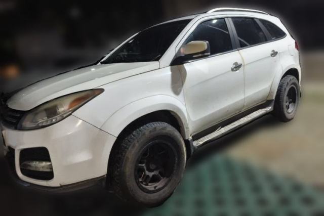 Used JMC Yusheng S350 2013 2.4T Automatic 2WD Diesel Luxury Edition 5 Seats