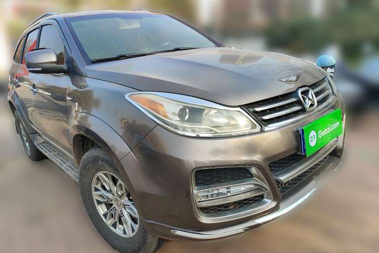 Used JMC Yusheng S350 2013 2.4T Automatic 2WD Diesel Luxury Edition 5 Seats Front Right 45 Deg