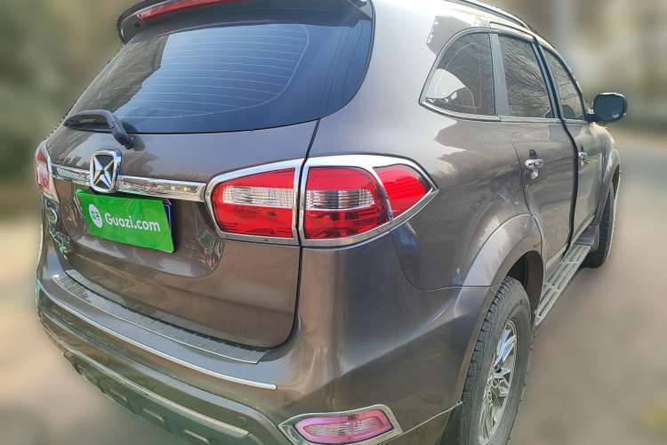 Used JMC Yusheng S350 2013 2.4T Automatic 2WD Diesel Luxury Edition 5 Seats Rear Right 45 Deg