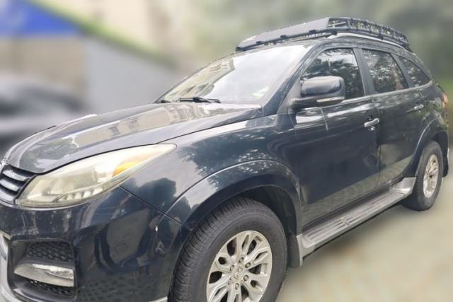 Used JMC Yusheng S350 2014 2.4T Automatic 2WD Diesel Luxury Version with Sunroof 7 Seats