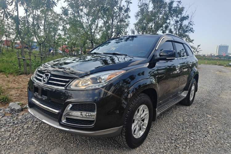 Used JMC Yusheng S350 2014 2.4T Automatic 2WD Diesel Luxury Version with Sunroof 5 Seats Exterior 2