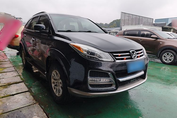 Used JMC Yusheng S350 2014 2.4T Automatic 2WD Diesel Luxury Version with Sunroof 5 Seats Front Right 45 Deg