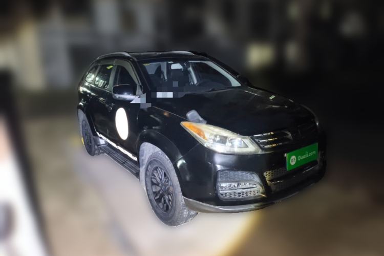 Used JMC Yusheng S350 2014 2.4T Automatic 2WD Diesel Luxury Version with Sunroof 5 Seats Front Right 45 Deg