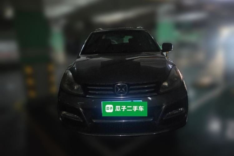 Used JMC Yusheng S350 2014 2.4T Automatic 4x4 Diesel Luxury Version with Sunroof 5 Seats Front