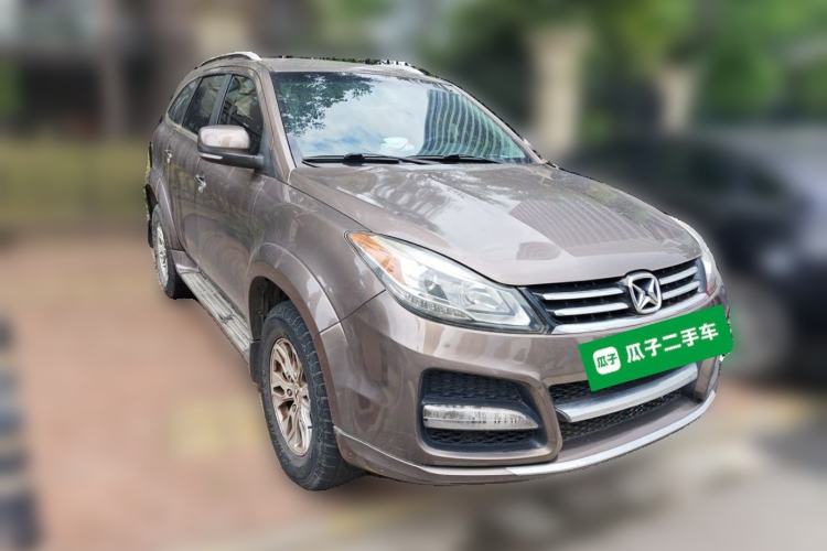 Used JMC Yusheng S350 2014 2.4T Automatic 2WD Diesel Luxury Version with Sunroof 5 Seats Front Right 45 Deg