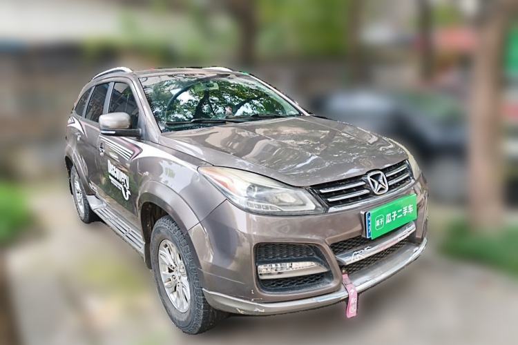 Used JMC Yusheng S350 2014 2.4T Automatic 2WD Diesel Luxury Version with Sunroof 5 Seats Front Right 45 Deg