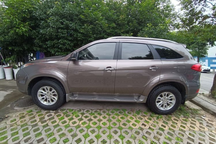 Used JMC Yusheng S350 2014 2.4T Automatic 4x4 Diesel Luxury Version with Sunroof 5 Seats Left Side