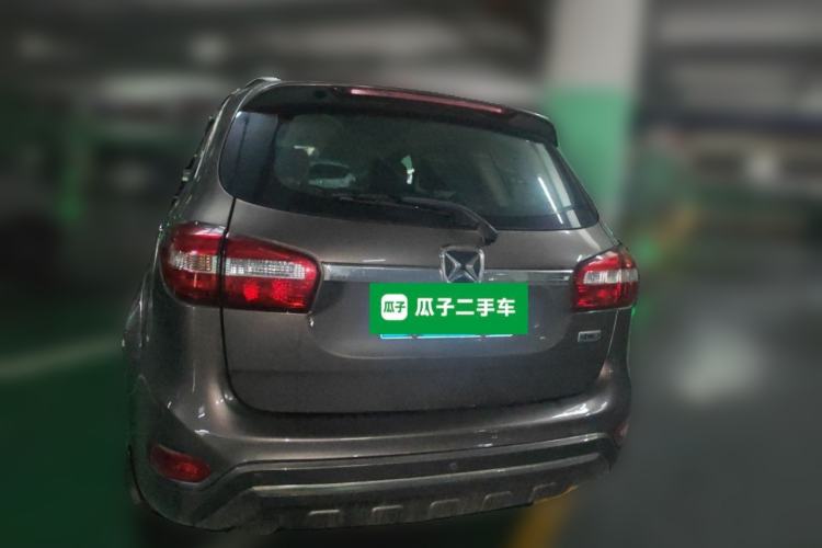 Used JMC Yusheng S350 2014 2.4T Automatic 4x4 Diesel Luxury Version with Sunroof 5 Seats Rear