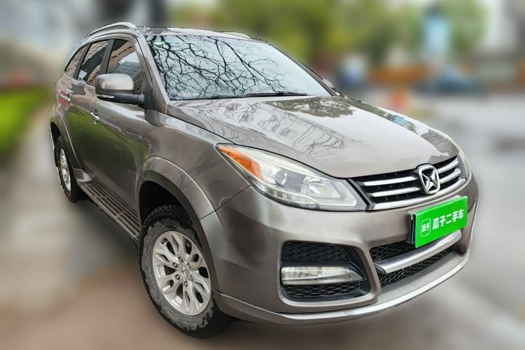 Used JMC Yusheng S350 2014 2.4T Automatic 2WD Diesel Luxury Version with Sunroof 5 Seats Front Right 45 Deg