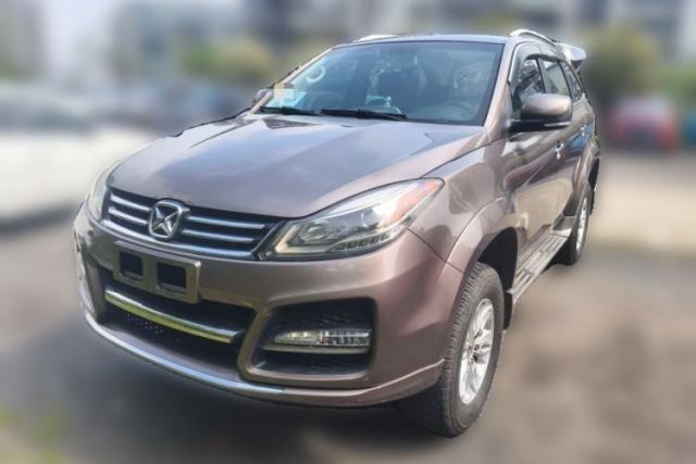 Used JMC Yusheng S350 2014 2.4T Automatic 2WD Diesel Luxury Version with Sunroof 5 Seats