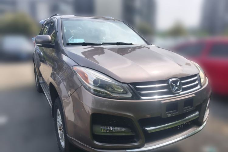 Used JMC Yusheng S350 2014 2.4T Automatic 2WD Diesel Luxury Version with Sunroof 5 Seats Front Right 45 Deg