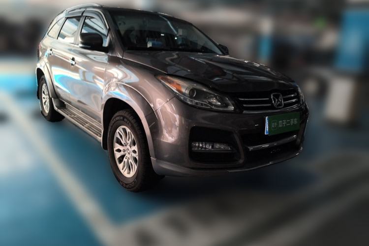 Used JMC Yusheng S350 2014 2.4T Automatic 4x4 Diesel Luxury Version with Sunroof 7 Seats Front Right 45 Deg