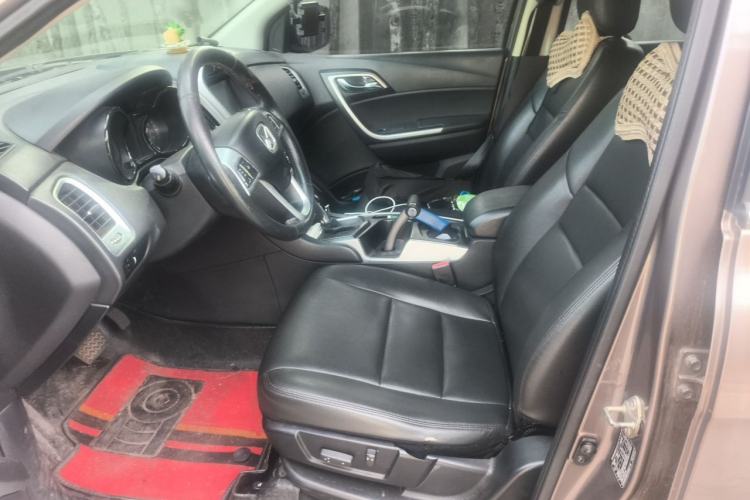 Used JMC Yusheng S350 2014 2.4T Automatic 2WD Diesel Luxury Version with Sunroof 7 Seats Left Front Seat