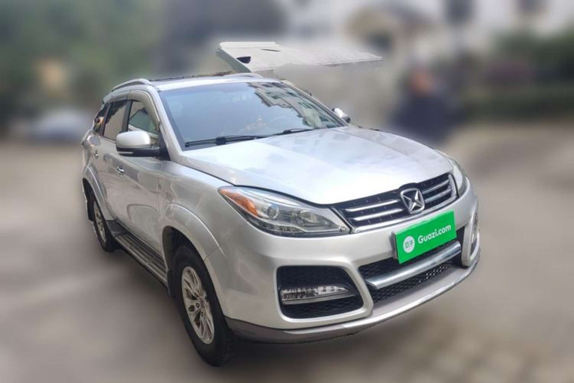 Used JMC Yusheng S350 2014 2.4T Automatic 4x4 Diesel Luxury Version with Sunroof 5 Seats Front Right 45 Deg