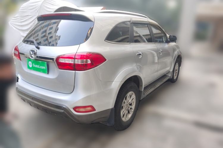 Used JMC Yusheng S350 2014 2.4T Automatic 4x4 Diesel Luxury Version with Sunroof 5 Seats Rear Right 45 Deg