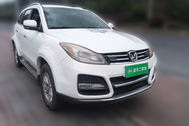 Used JMC Yusheng S350 2014 2.4T Automatic 4x4 Diesel Luxury Version with Sunroof 5 Seats Front Right 45 Deg