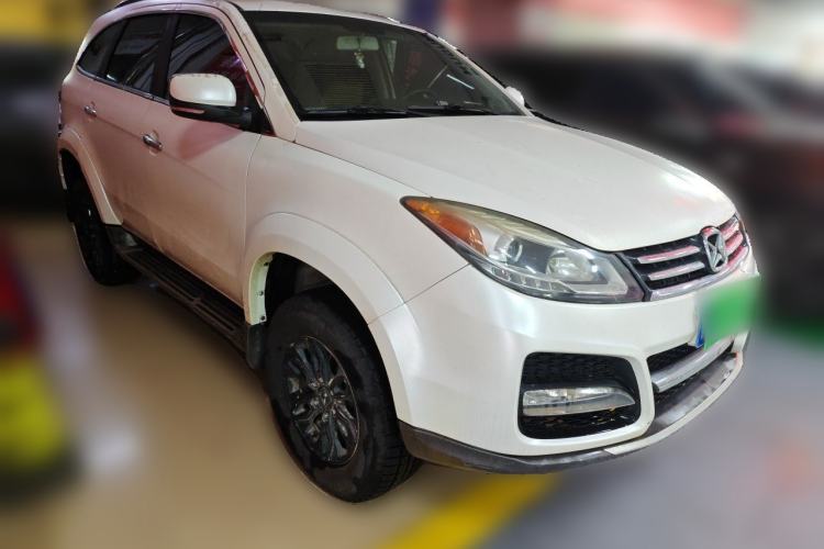 Used JMC Yusheng S350 2014 2.4T Automatic 2WD Diesel Luxury Version with Sunroof 5 Seats Front Right 45 Deg
