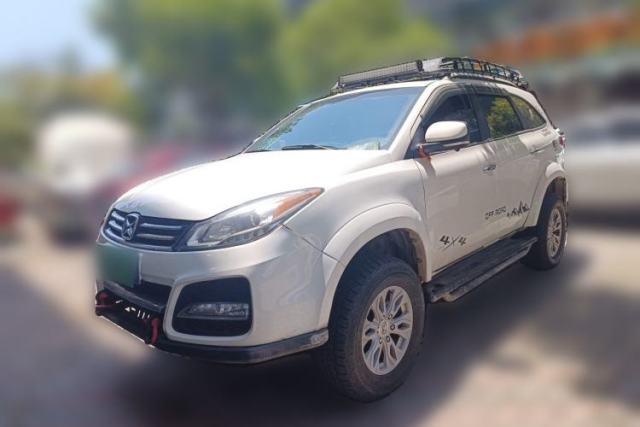 JMC Yusheng S350 2014 2.4T Automatic 4x4 Diesel Luxury Version with Sunroof 7 Seats usado