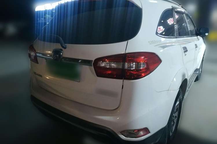 Used JMC Yusheng S350 2014 2.4T Automatic 2WD Diesel Luxury Version with Sunroof 5 Seats Rear Right 45 Deg