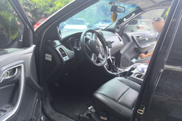 Used JMC Yusheng S350 2016 2.4T Manual Two-Wheel Drive Diesel Luxury Edition 5 Seats Driver Seat