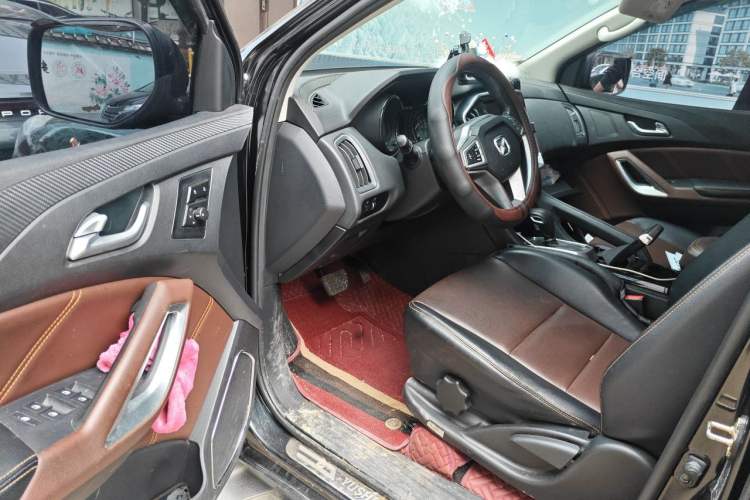 Used JMC Yusheng S350 2016 2.0T Automatic Two-Wheel Drive Gasoline Luxury Edition 5 Seats Driver Seat