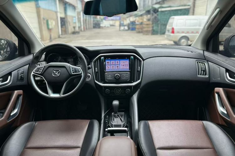 Used JMC Yusheng S350 2016 2.0T Automatic All-Wheel Drive Gasoline Luxury Edition 5 Seats Interior 1