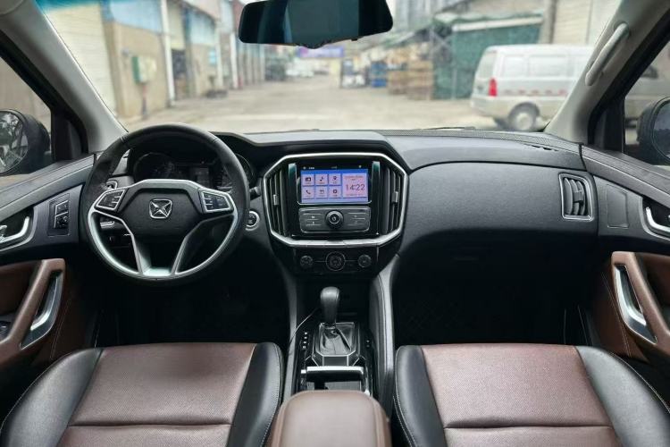 Used JMC Yusheng S350 2016 2.0T Automatic All-Wheel Drive Gasoline Luxury Edition 5 Seats Interior 2