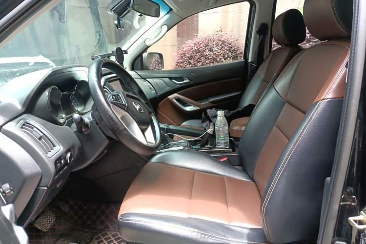 Used JMC Yusheng S350 2016 2.0T Automatic All-Wheel Drive Gasoline Luxury Version with Sunroof 5 Seats Left Front Seat