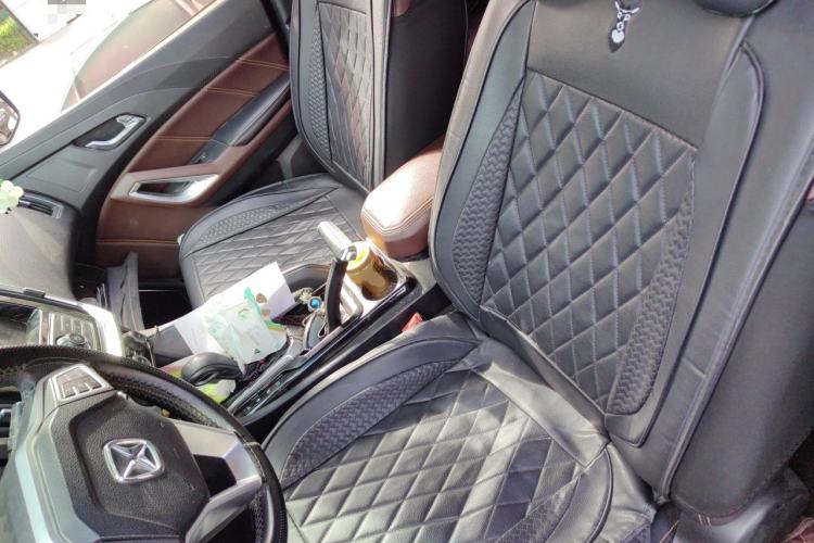 Used JMC Yusheng S350 2016 2.0T Automatic All-Wheel Drive Gasoline Luxury Version with Sunroof 5 Seats Left Front Seat