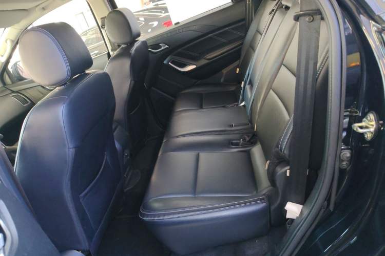 Used JMC Yusheng S350 2016 2.0T Automatic All-Wheel Drive Gasoline Luxury Version with Sunroof 5 Seats Left Rear Seat
