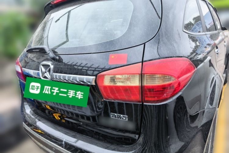 Used JMC Yusheng S350 2016 2.0T Automatic All-Wheel Drive Gasoline Luxury Version with Sunroof 5 Seats Rear
