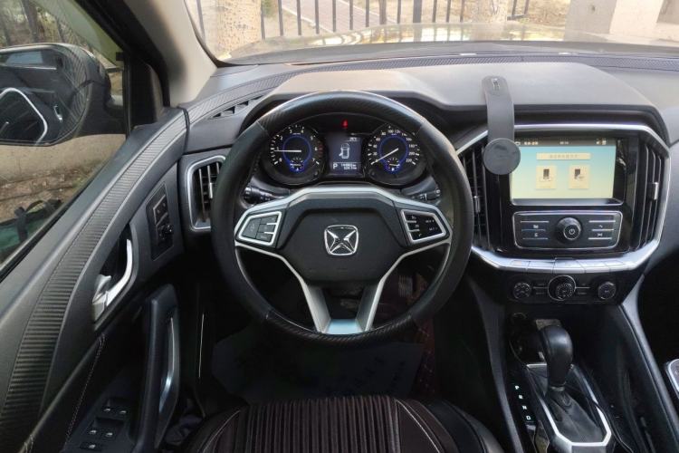 Used JMC Yusheng S350 2016 2.0T Automatic All-Wheel Drive Gasoline Ultra-Luxury 7-Seater Steering Wheel