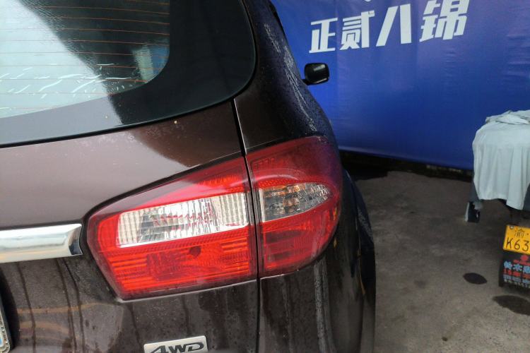 Used JMC Yusheng S350 2016 2.0T Manual 4x4 Gasoline Luxury Version with Sunroof 7 Seats Exterior 6