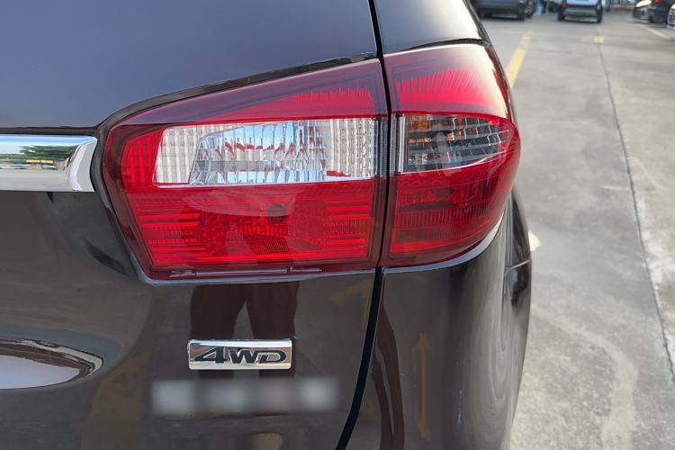 Used JMC Yusheng S350 2016 2.0T Automatic All-Wheel Drive Gasoline Ultra-Luxury 5-Seater Exterior 6