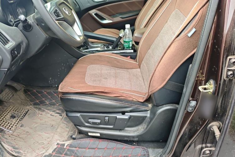 Used JMC Yusheng S350 2016 2.0T Automatic Two-Wheel Drive Gasoline Luxury Version with Sunroof 5 Seats Left Front Seat