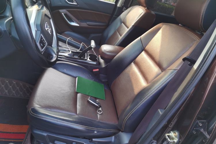 Used JMC Yusheng S350 2016 2.0T Automatic Two-Wheel Drive Gasoline Luxury Version with Sunroof 5 Seats Left Front Seat