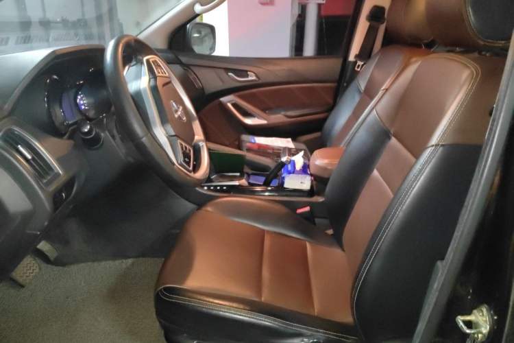 Used JMC Yusheng S350 2016 2.0T Automatic 2WD Gasoline Luxury Version with Sunroof 7 Seats Left Front Seat