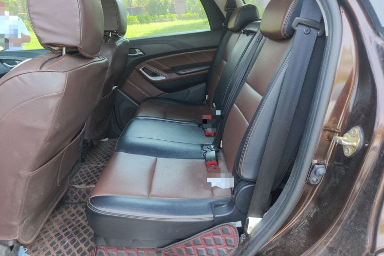 Used JMC Yusheng S350 2016 2.0T Automatic Two-Wheel Drive Gasoline Ultra-Luxury 7-Seater Left Rear Seat