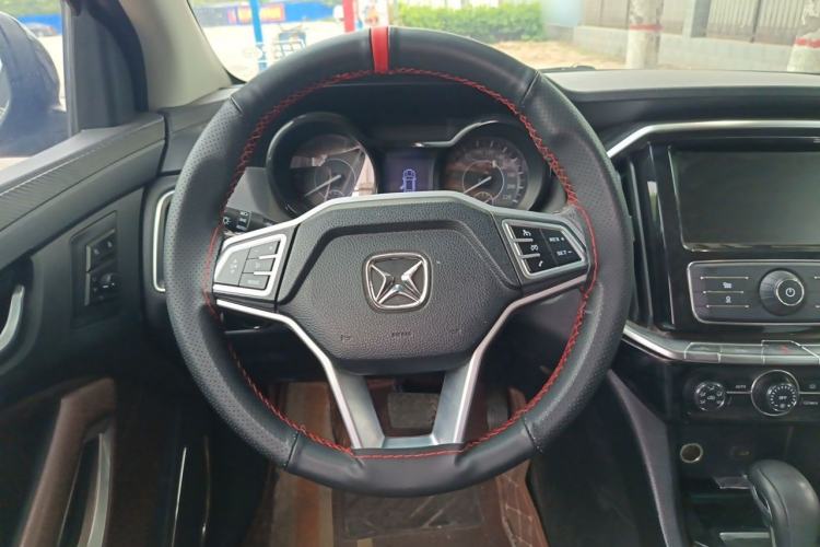 Used JMC Yusheng S350 2016 2.0T Automatic All-Wheel Drive Gasoline Luxury Version with Sunroof 5 Seats Steering Wheel
