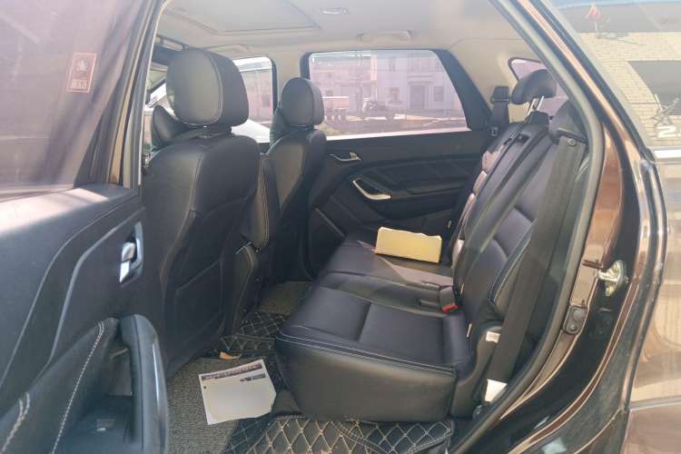 Used JMC Yusheng S350 2016 2.0T Manual 4x4 Gasoline Luxury Sunroof Version 5 Seats Left Rear Seat