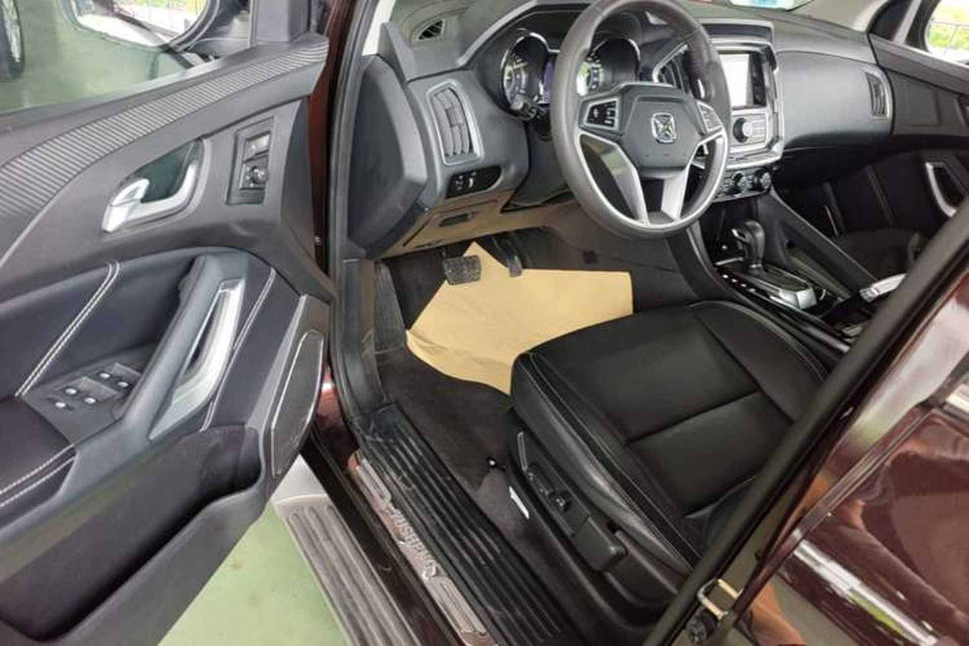 Used JMC Yusheng S350 2016 2.0T Automatic Two-Wheel Drive Gasoline Luxury Version with Sunroof 5 Seats Driver Seat