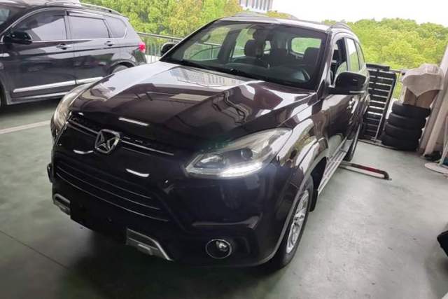 Used JMC Yusheng S350 2016 2.0T Automatic Two-Wheel Drive Gasoline Luxury Version with Sunroof 5 Seats