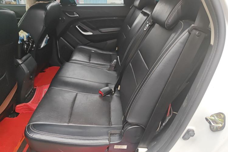 Used JMC Yusheng S350 2016 2.0T Automatic 2WD Gasoline Luxury Version with Sunroof 7 Seats Left Rear Seat