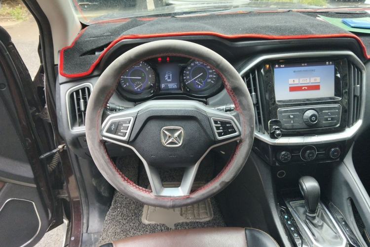 Used JMC Yusheng S350 2016 2.0T Automatic All-Wheel Drive Gasoline Ultra-Luxury 5-Seater Steering Wheel