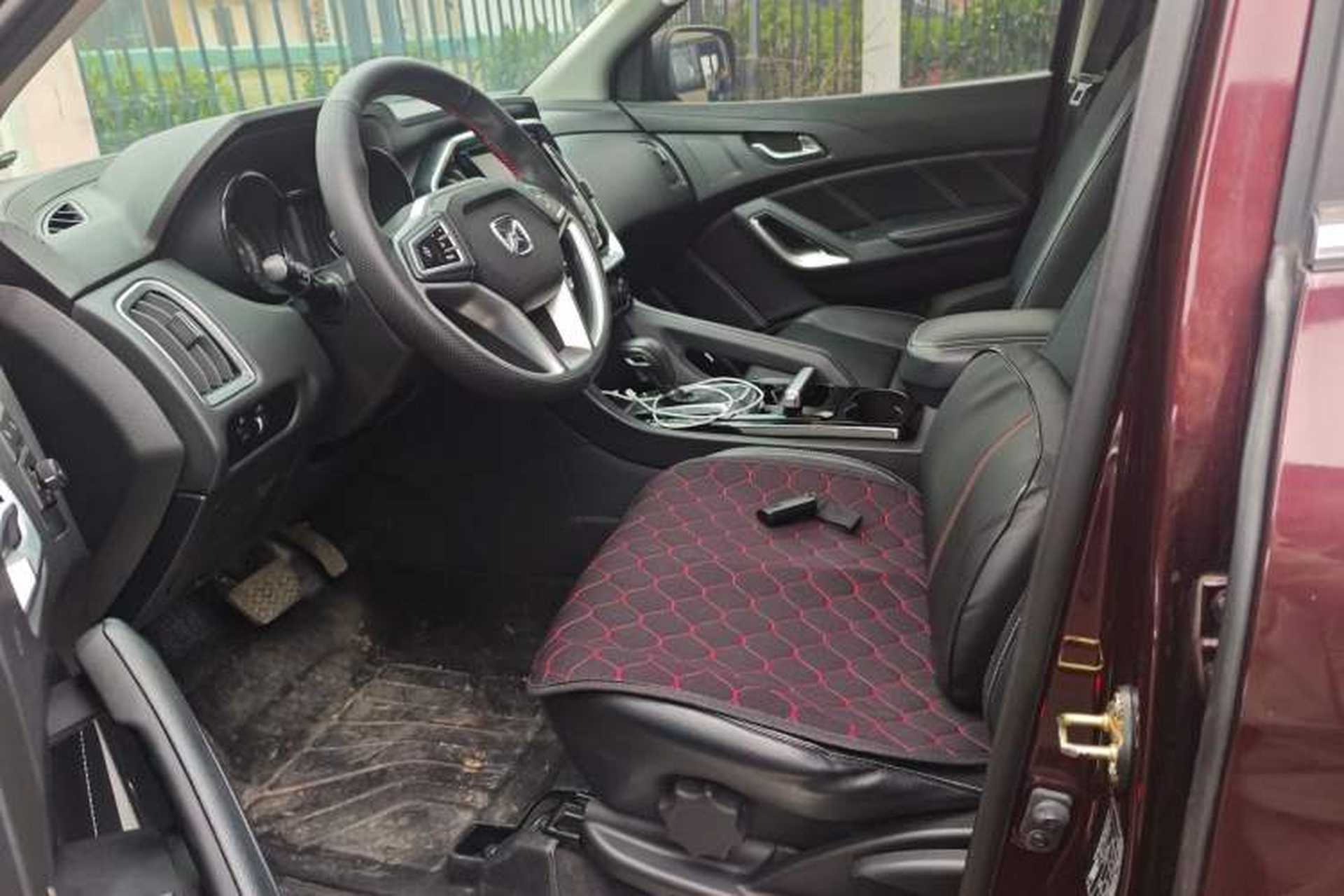 Used JMC Yusheng S350 2016 2.0T Automatic Two-Wheel Drive Gasoline Luxury Edition 5 Seats Driver Seat